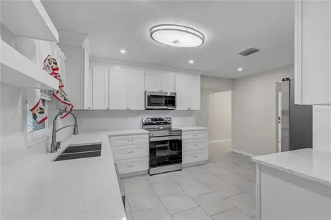 606 Dali Drive Brandon FL 33511