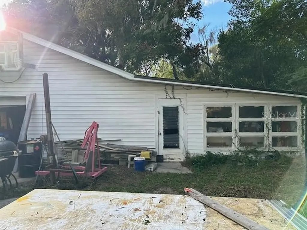 606 N Clara Avenue Deland FL 32720