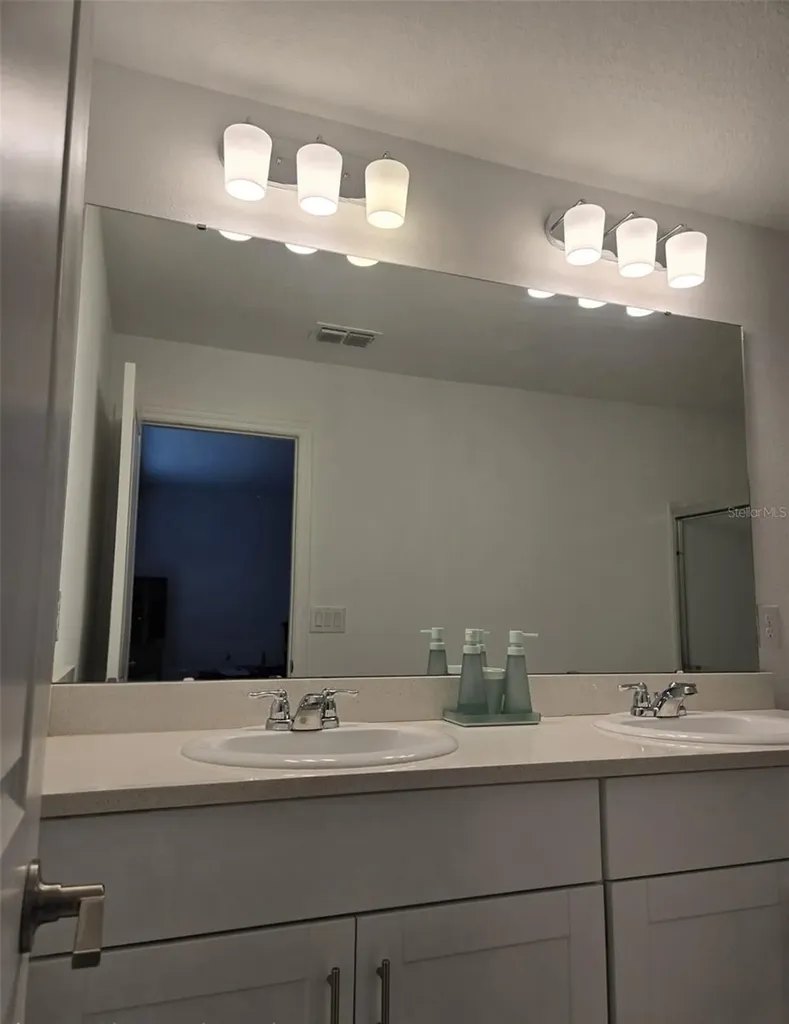 2624 Penguin Boulevard Davenport FL 33837