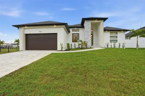 9402 Arrid Circle Port Charlotte FL 33981
