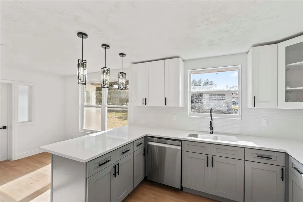 10072 Northcliffe Boulevard Spring Hill FL 34608