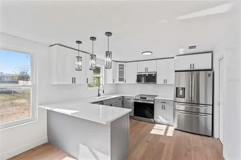 10072 Northcliffe Boulevard Spring Hill FL 34608