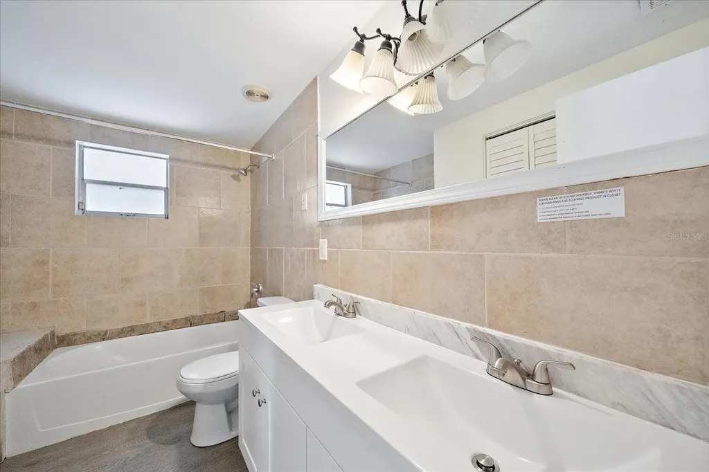 4804 30th Street W Bradenton FL 34207