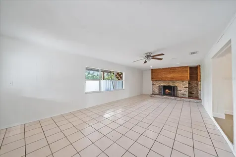 4804 30th Street W Bradenton FL 34207