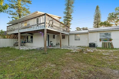 4804 30th Street W Bradenton FL 34207
