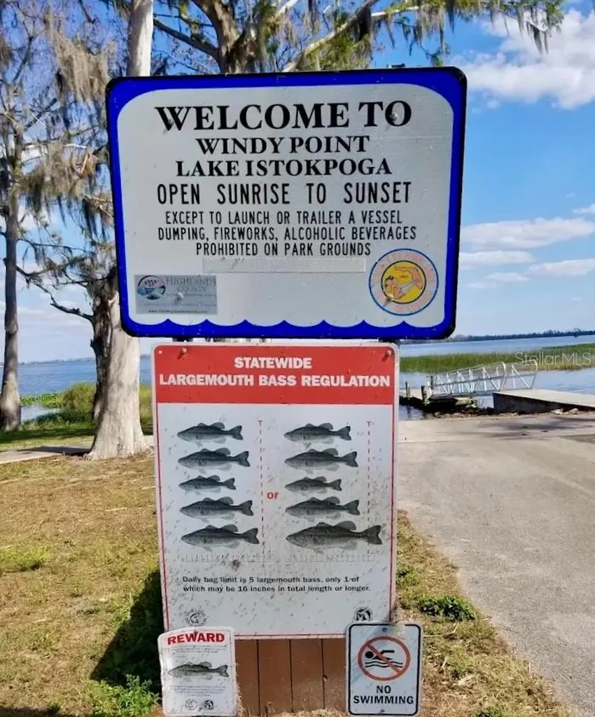110 Dartmoor Avenue Lake Placid FL 33852