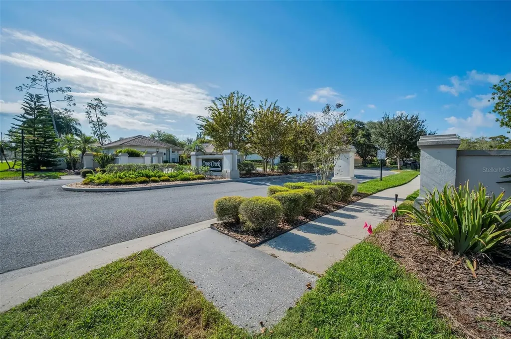 4738 Pebble Brook Drive Oldsmar FL 34677