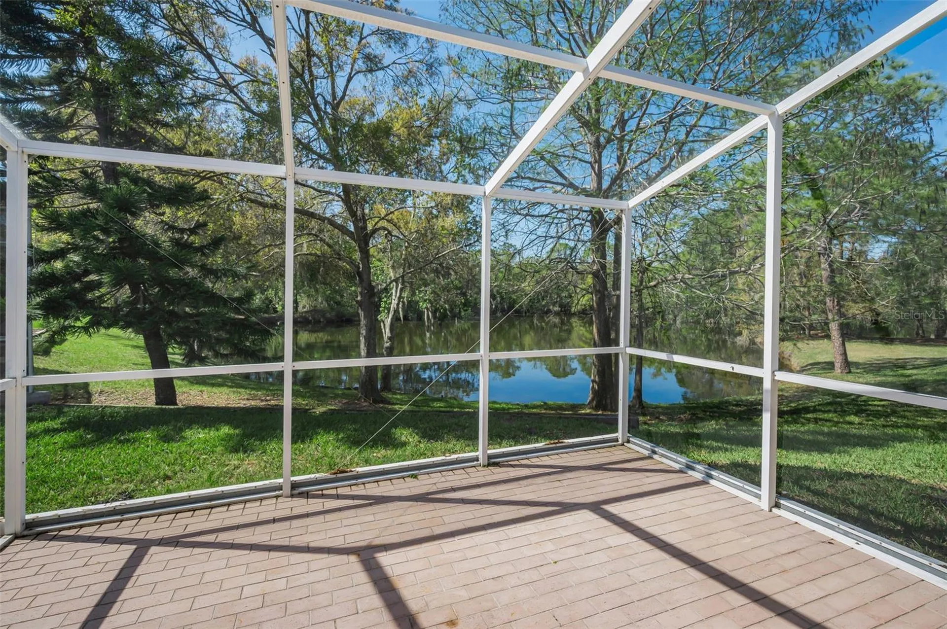 4738 Pebble Brook Drive Oldsmar FL 34677