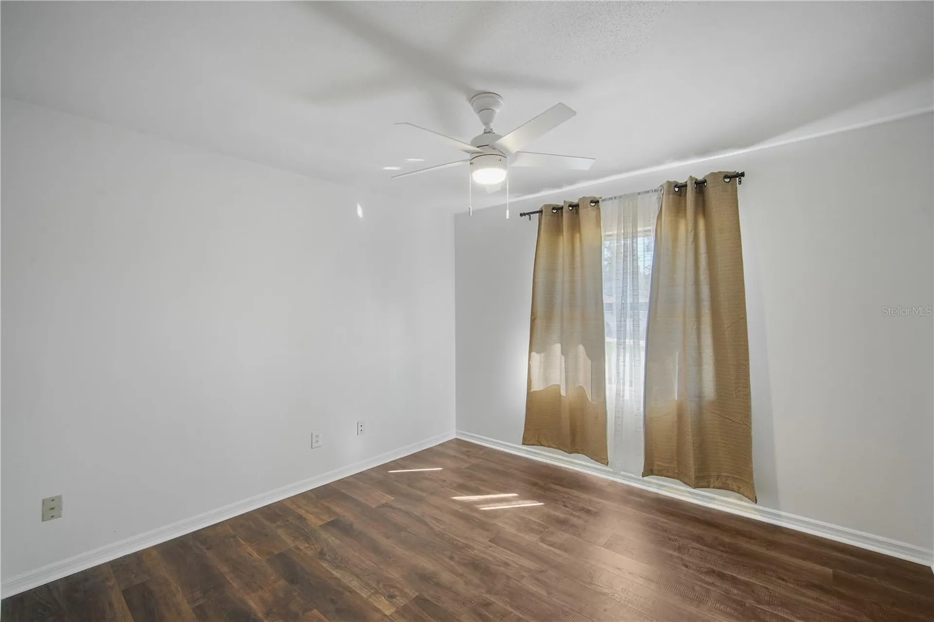 109 Holly Tree Lane Brandon FL 33511