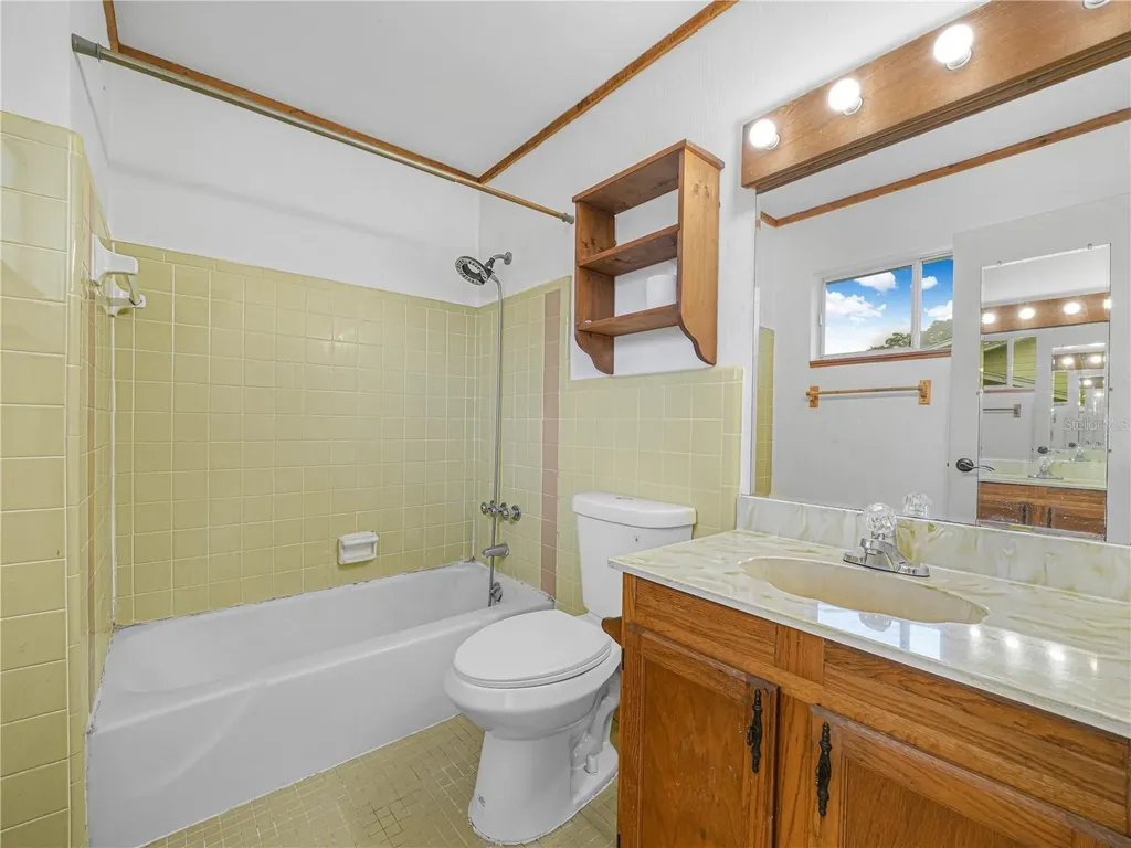 129 Lake Otis Road SE Winter Haven FL 33884