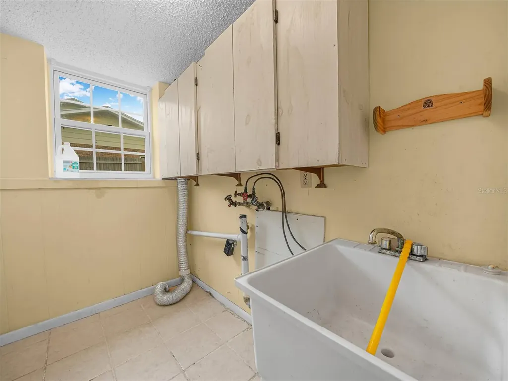 129 Lake Otis Road SE Winter Haven FL 33884