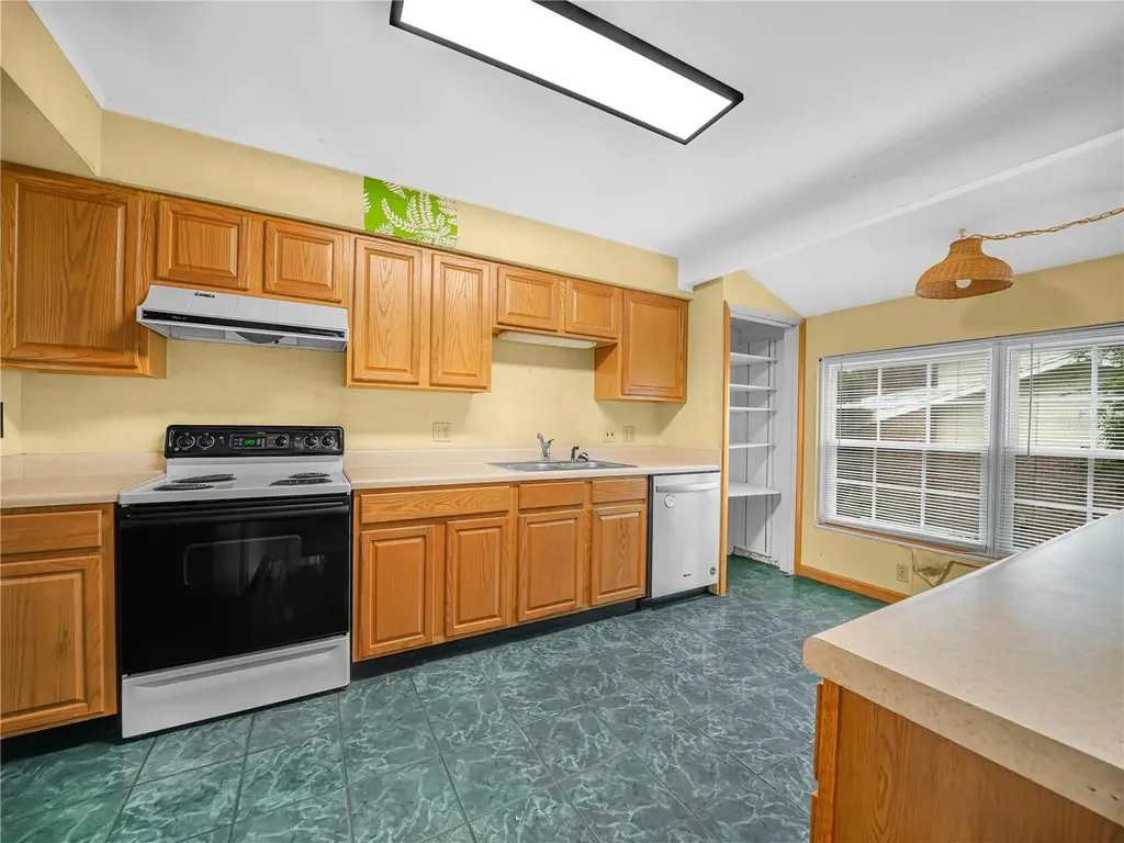 129 Lake Otis Road SE Winter Haven FL 33884