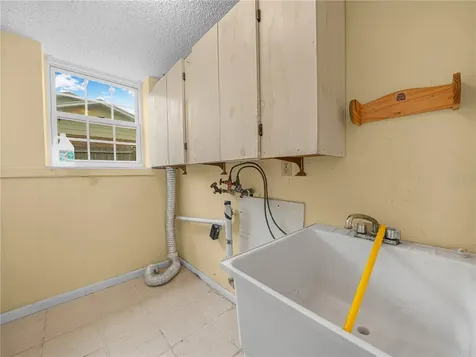129 Lake Otis Road SE Winter Haven FL 33884