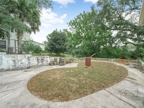 129 Lake Otis Road SE Winter Haven FL 33884