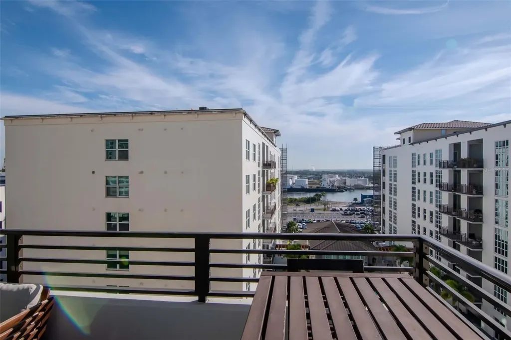 1208 E Kennedy Tampa FL 33602