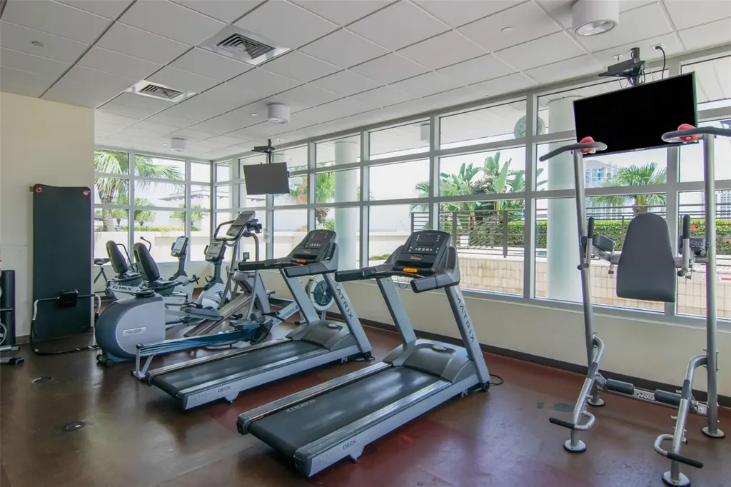 1208 E Kennedy Tampa FL 33602