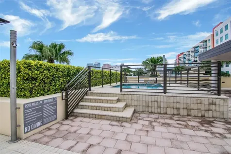 1208 E Kennedy Tampa FL 33602