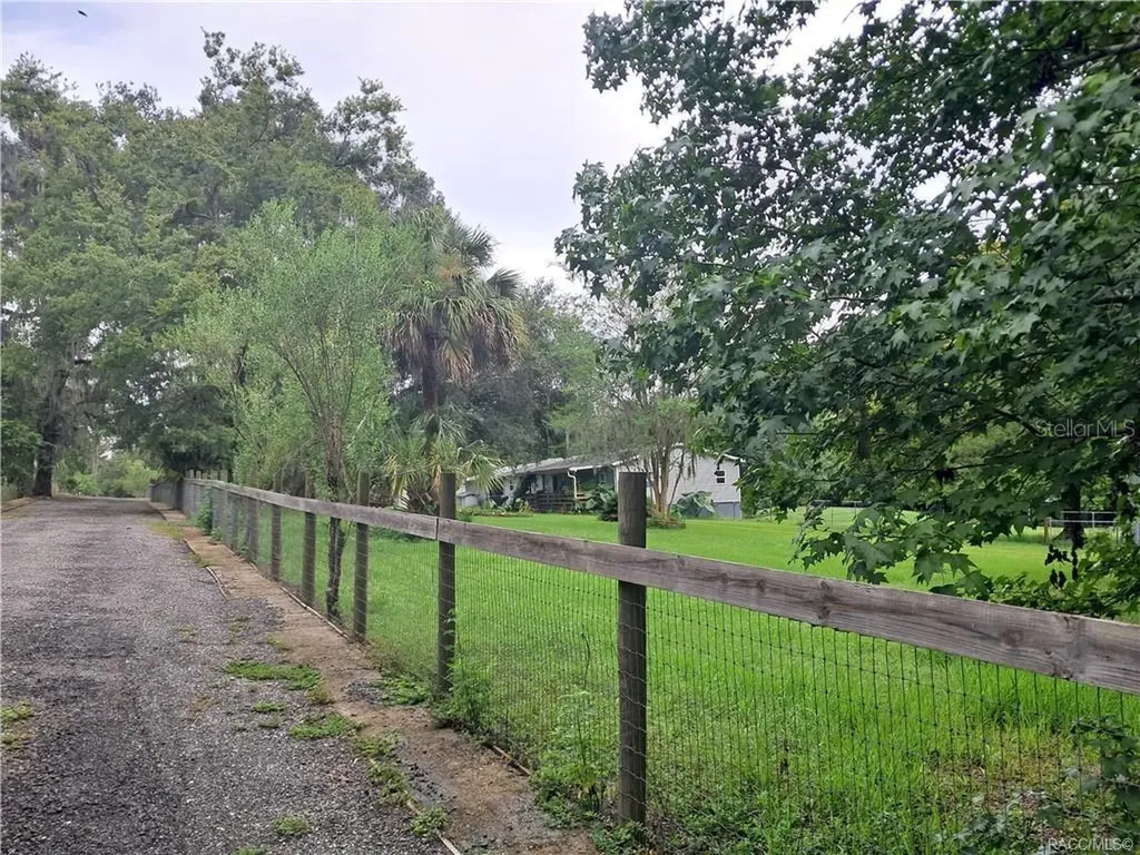 130TH Street Belleview FL 34420