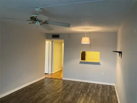 4908 38th Way S St Petersburg FL 33711