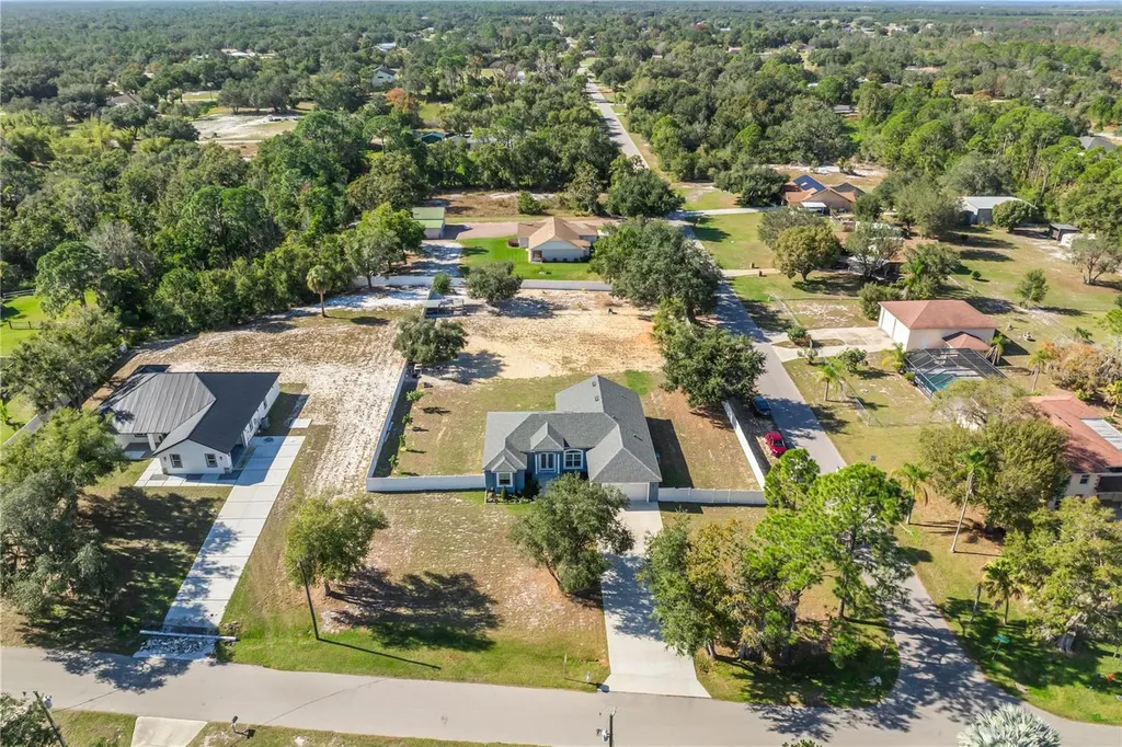 2502 Lake Front Drive Lake Wales FL 33898