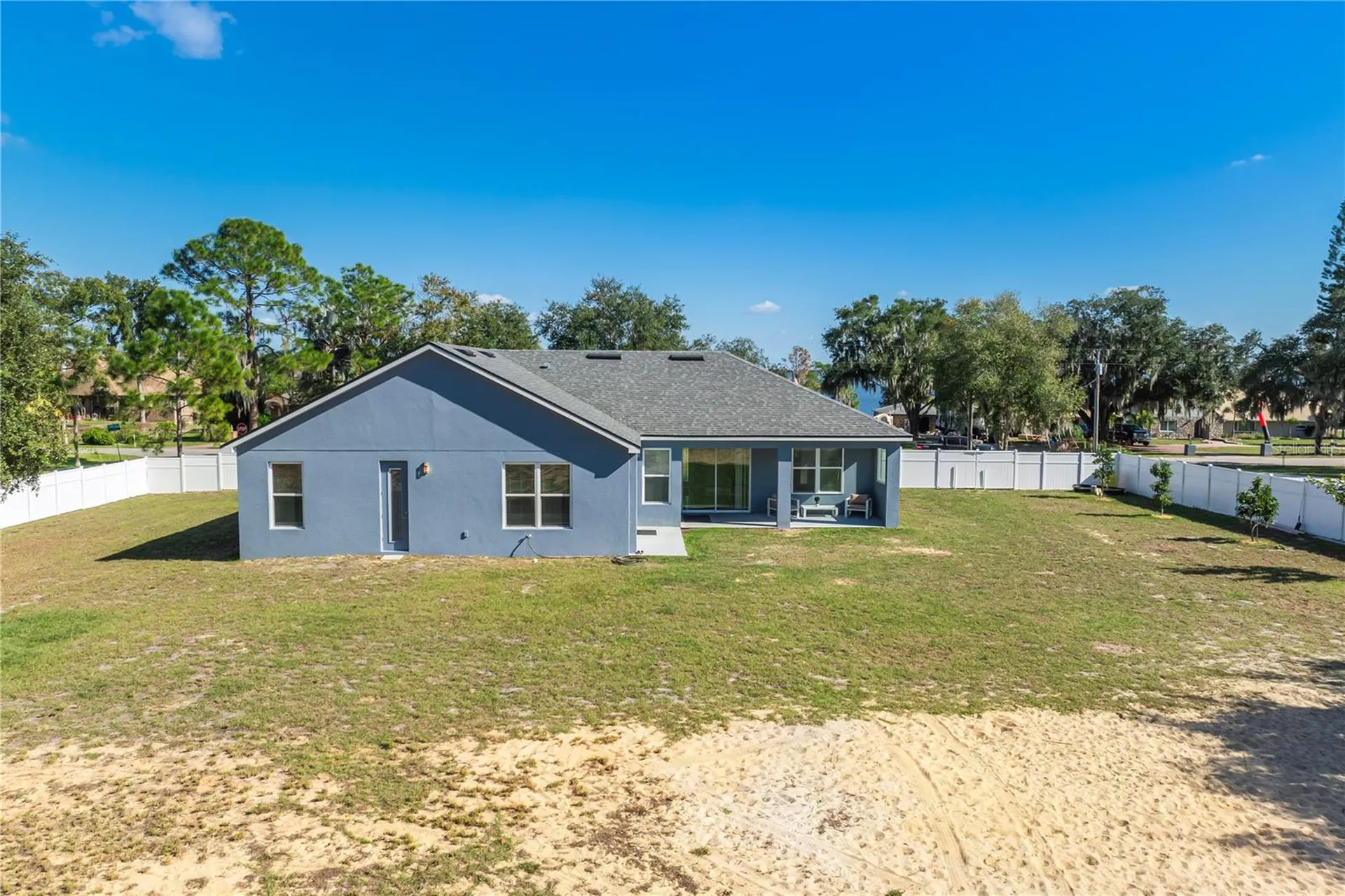 2502 Lake Front Drive Lake Wales FL 33898
