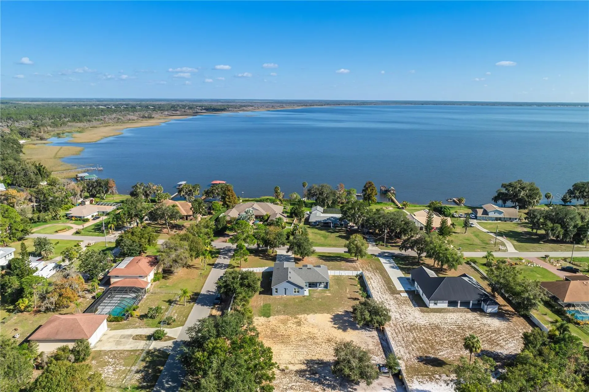 2502 Lake Front Drive Lake Wales FL 33898