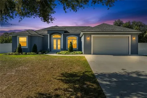 2502 Lake Front Drive Lake Wales FL 33898