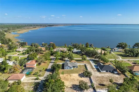 2502 Lake Front Drive Lake Wales FL 33898