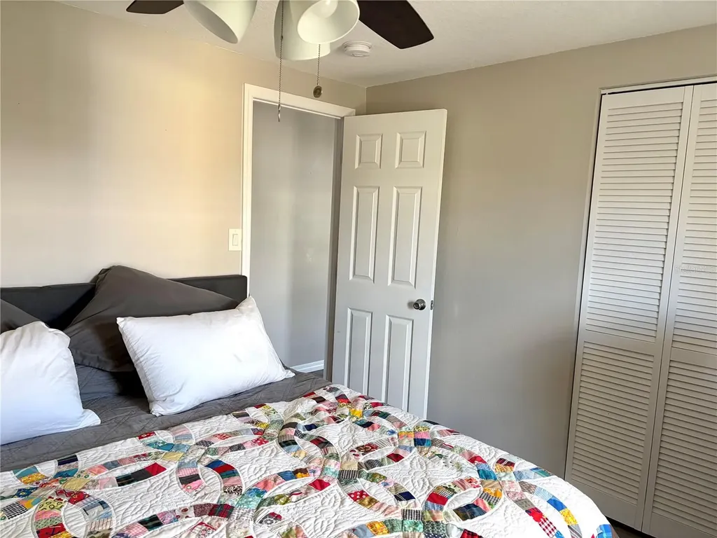 175 N Saint Thomas Circle Apollo Beach FL 33572