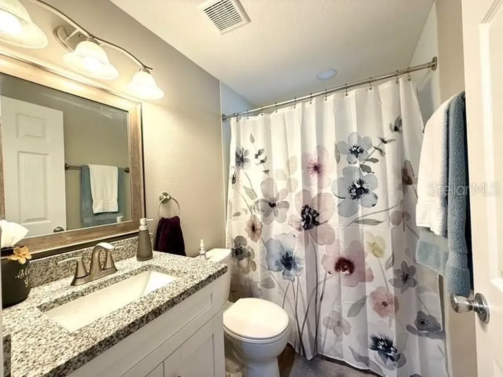 175 N Saint Thomas Circle Apollo Beach FL 33572