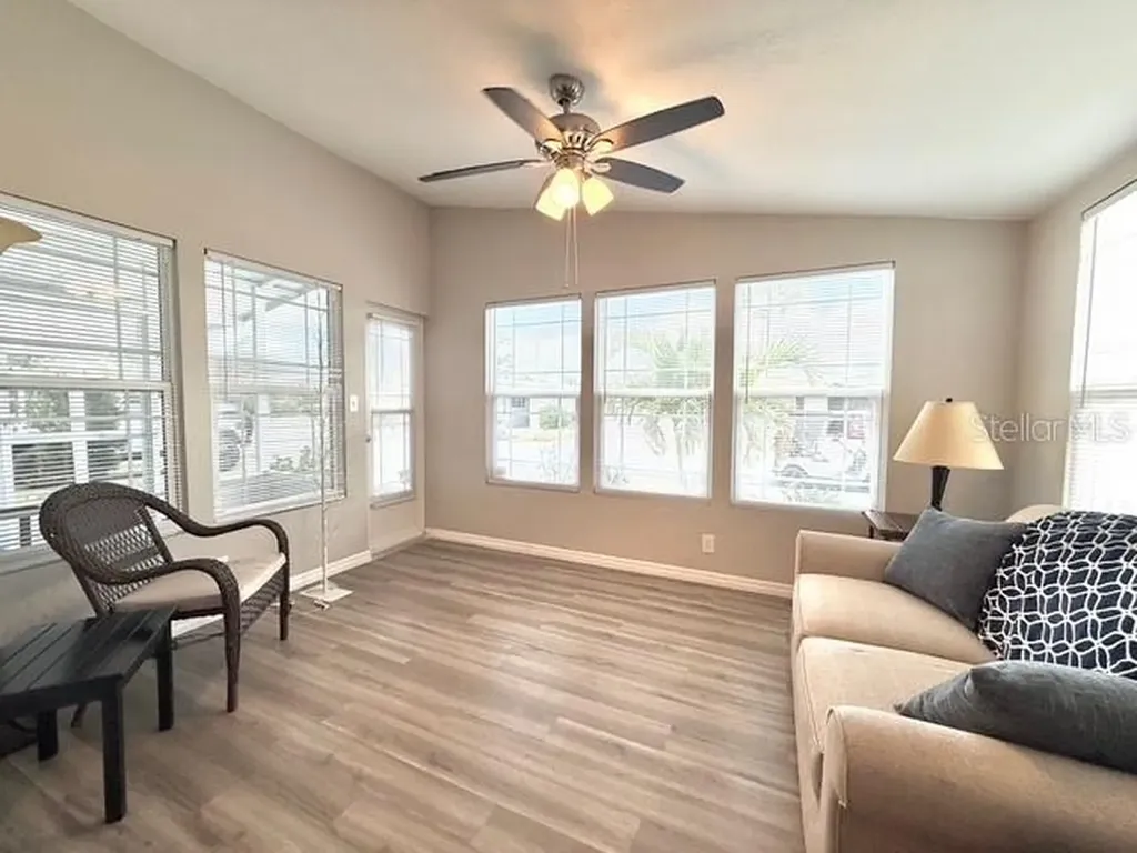 175 N Saint Thomas Circle Apollo Beach FL 33572