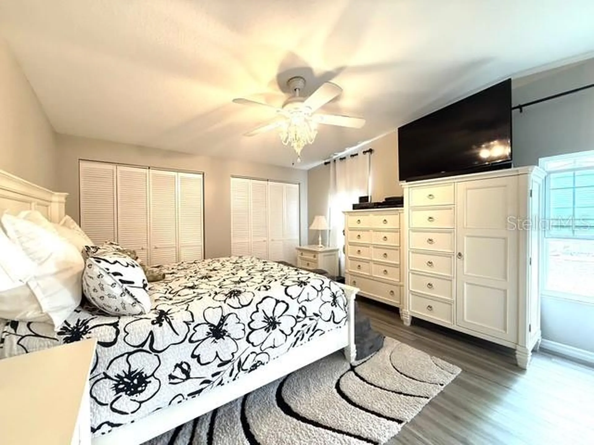 175 N Saint Thomas Circle Apollo Beach FL 33572