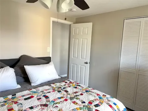 175 N Saint Thomas Circle Apollo Beach FL 33572