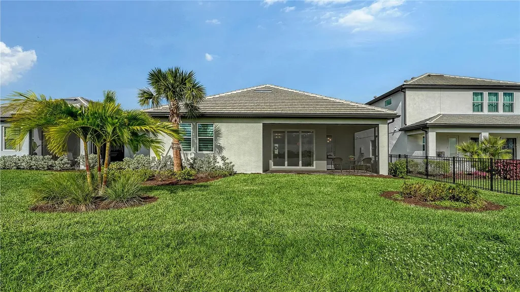 17543 Savory Mist Circle Bradenton FL 34211