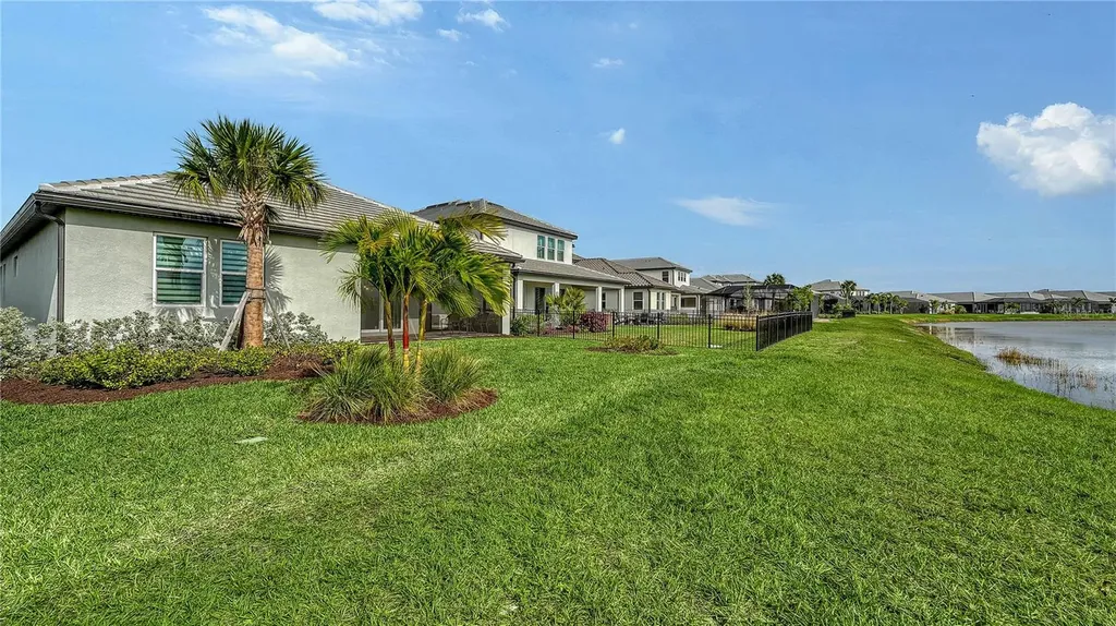17543 Savory Mist Circle Bradenton FL 34211