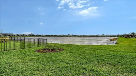 17543 Savory Mist Circle Bradenton FL 34211