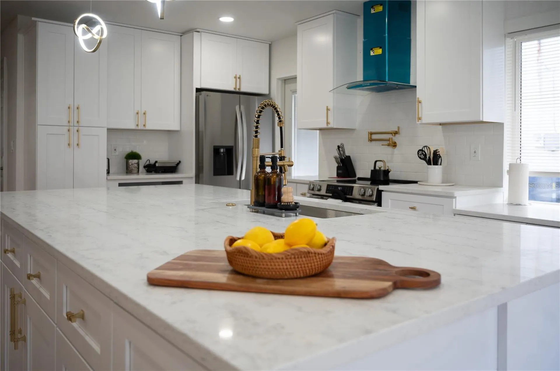 6613 Blue Heron Drive S St Petersburg FL 33707