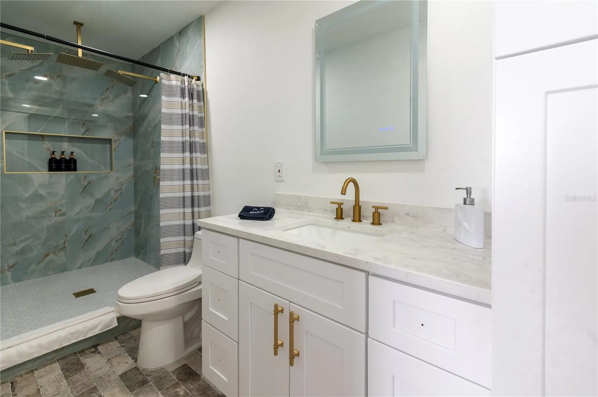 6613 Blue Heron Drive S St Petersburg FL 33707