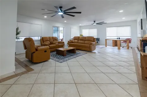 6613 Blue Heron Drive S St Petersburg FL 33707