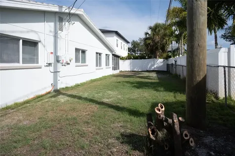 6613 Blue Heron Drive S St Petersburg FL 33707