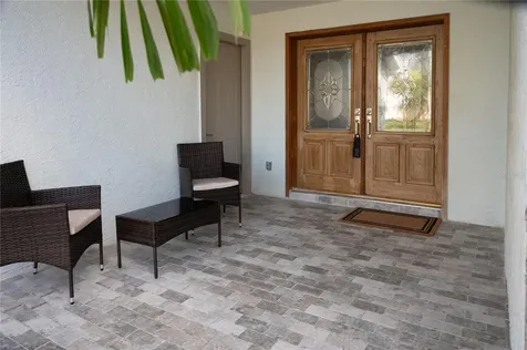6613 Blue Heron Drive S St Petersburg FL 33707
