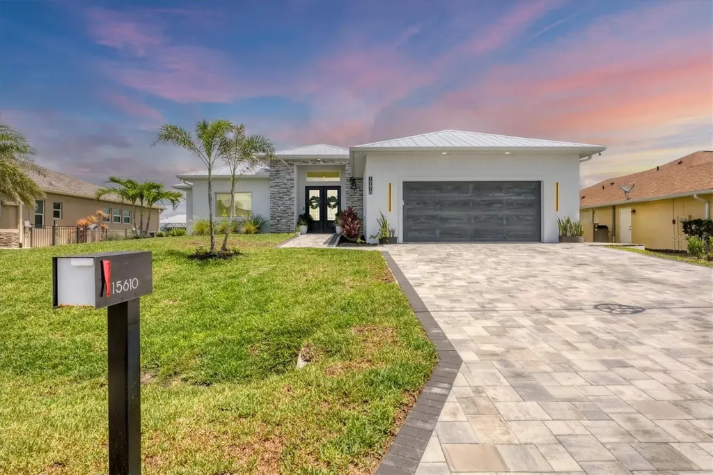 15610 Staunton Circle Port Charlotte FL 33981
