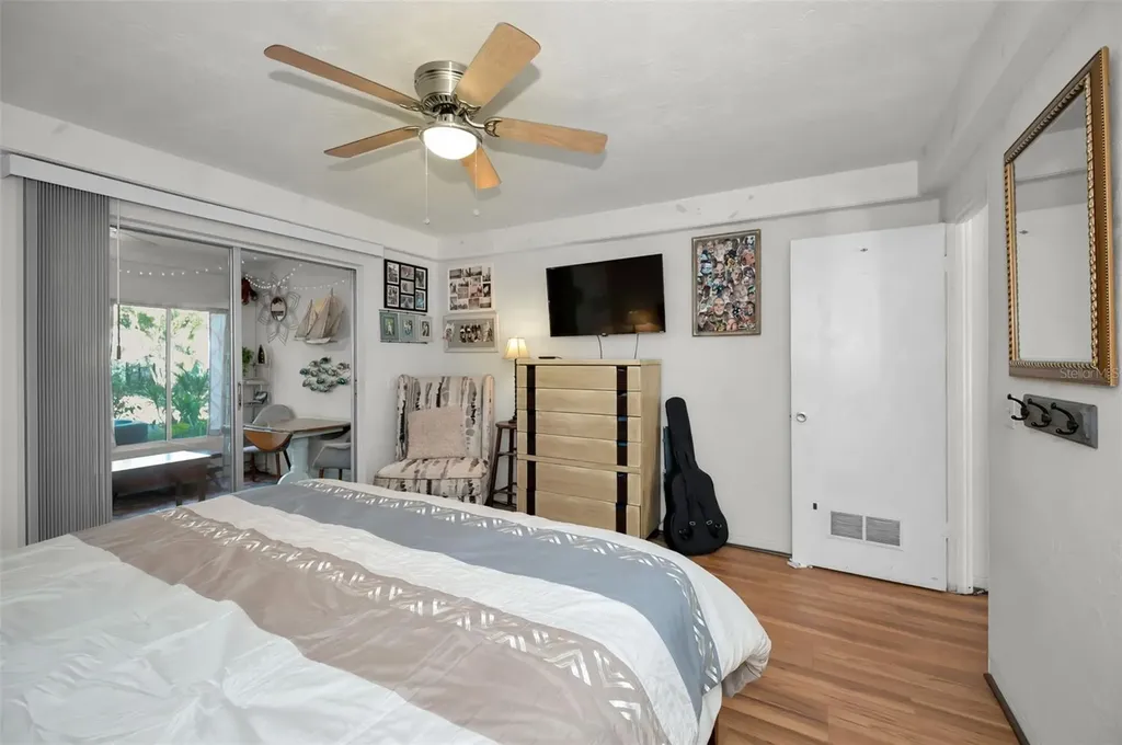 4325 58th Way N Kenneth City FL 33709