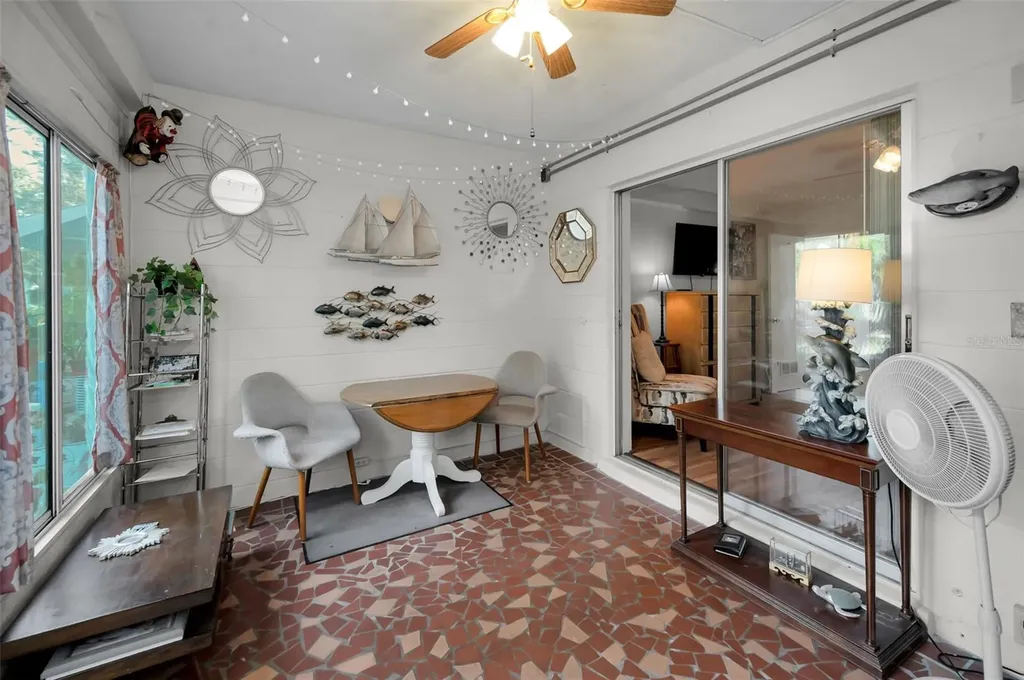 4325 58th Way N Kenneth City FL 33709