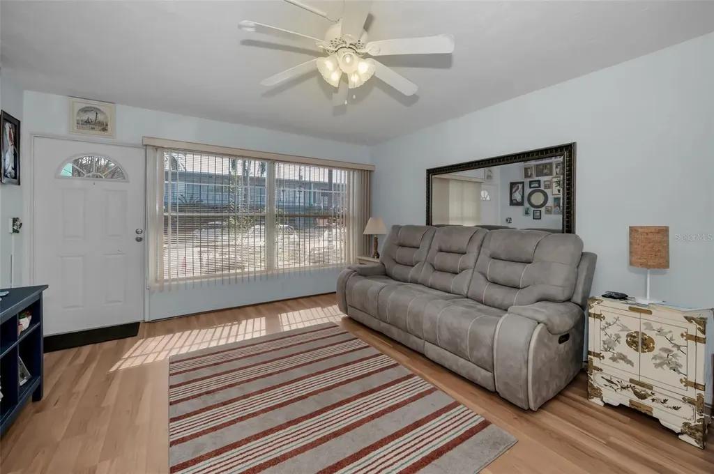 4325 58th Way N Kenneth City FL 33709