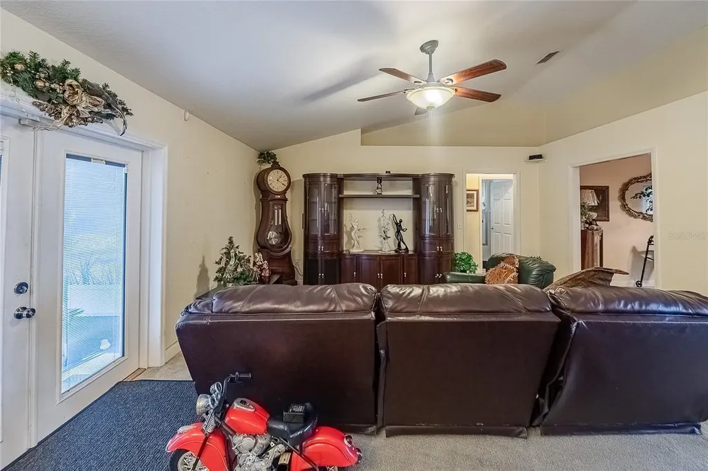 7436 Loblolly Avenue Lakeland FL 33810