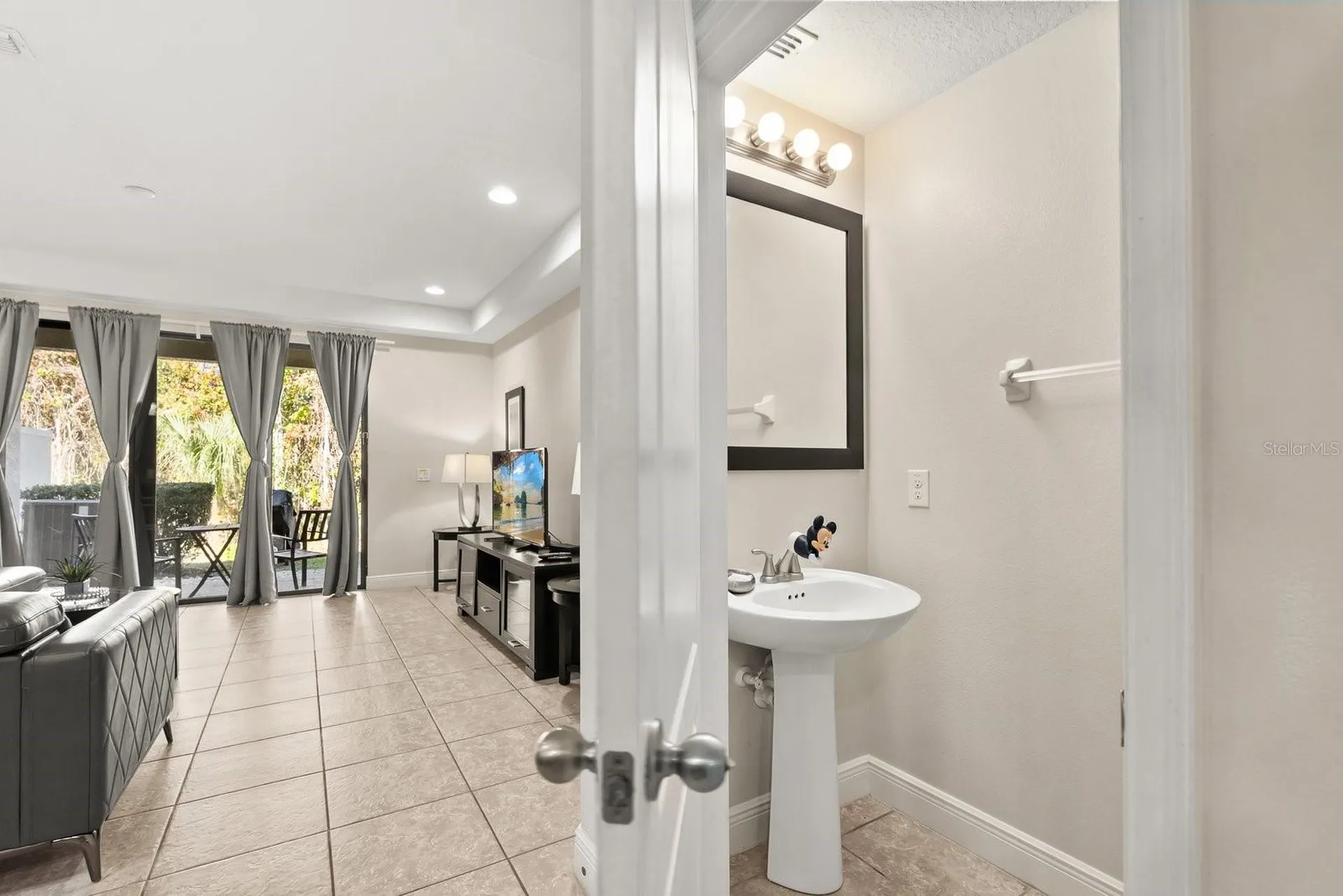 8193 Roseville Boulevard Davenport FL 33896