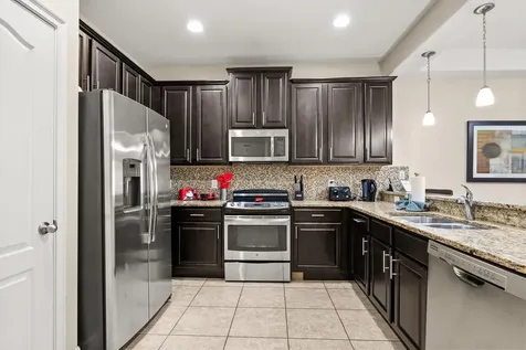8193 Roseville Boulevard Davenport FL 33896