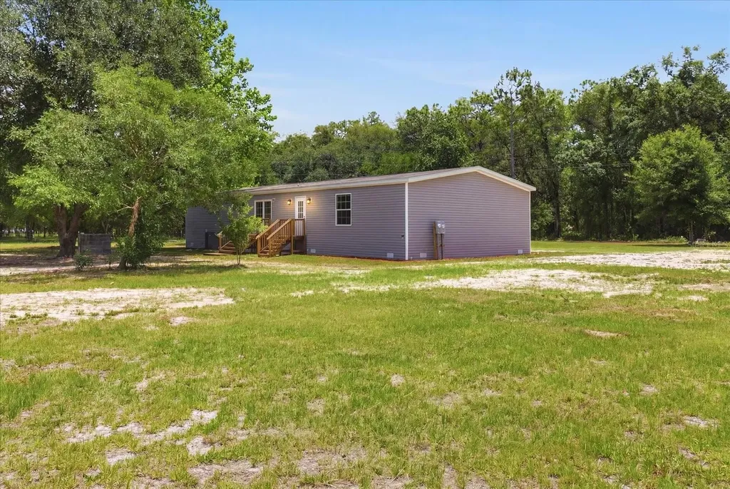 11975 NE 227th Place Fort Mc Coy FL 32134