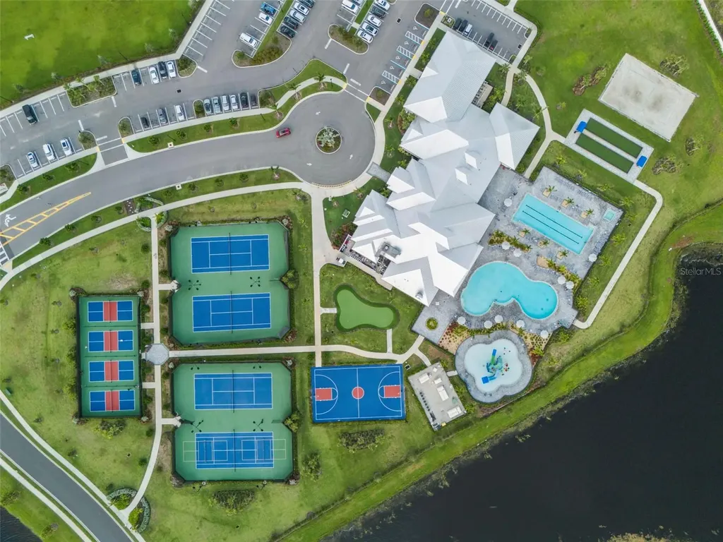 15210 Sunny Day Drive Bradenton FL 34211